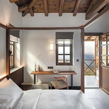 Unedo Seasons Boutique 4* Skotina