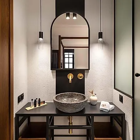 Hotel Unedo Seasons Boutique 4*
